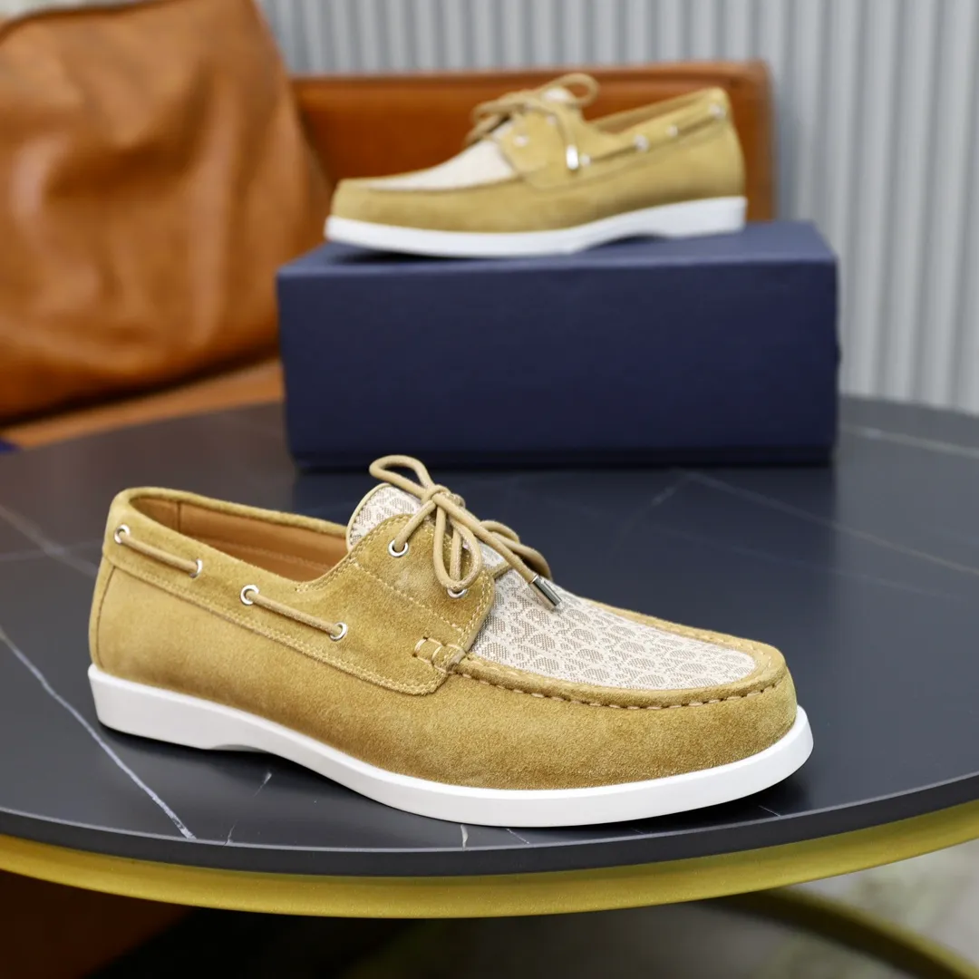 Ex-factory price: 540🙅‍♂️🙅‍♂️🙅‍♂️ Brand: Dior DIOR Standard code: Men's code 38/44 (45 can be customized) Grade: Same as the official website Material: Original cowhide stitching, cowhide lining, original TPU wear-resistant soft outsole Style categories: Leisure and sports version, footwear for driving, young fashion, European and American trends, British style Color: actual picture color